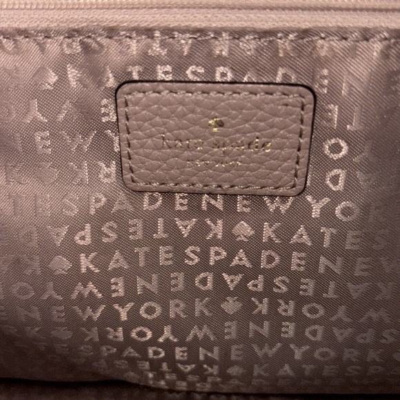 Kate Spade  Satchel  Crossbody bag pebbled leather  pinkish gray  bowfront  EUC - Picture 16 of 16